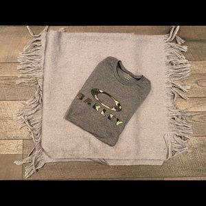 Men’s Tee from Oakley